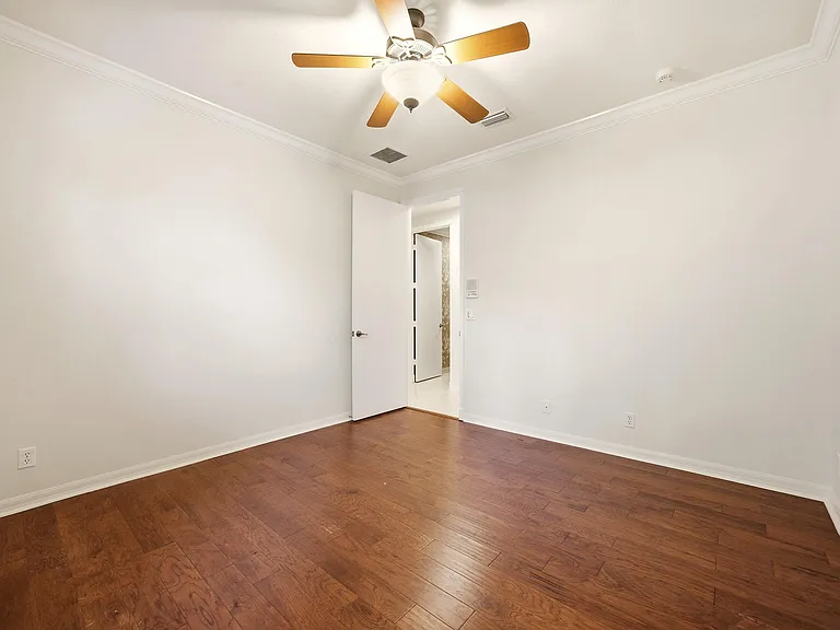 195 Sedona Way — Photo 40