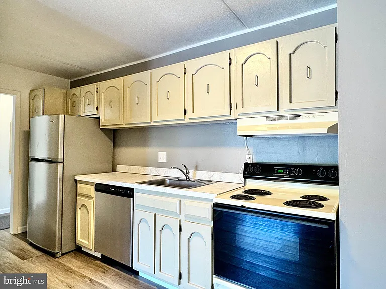 60 Welsh Tract Rd #B110 — Photo 8