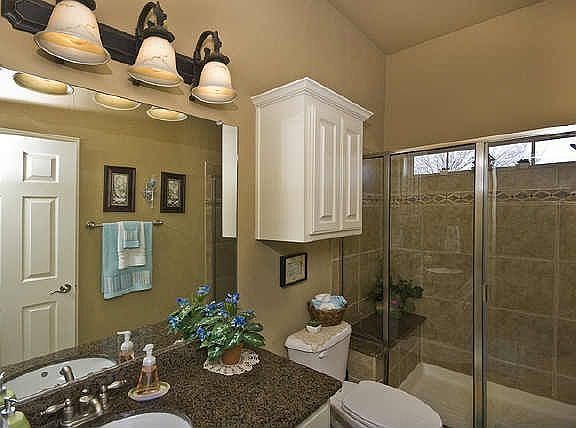 3rd image of 743 Barton Springs Dr