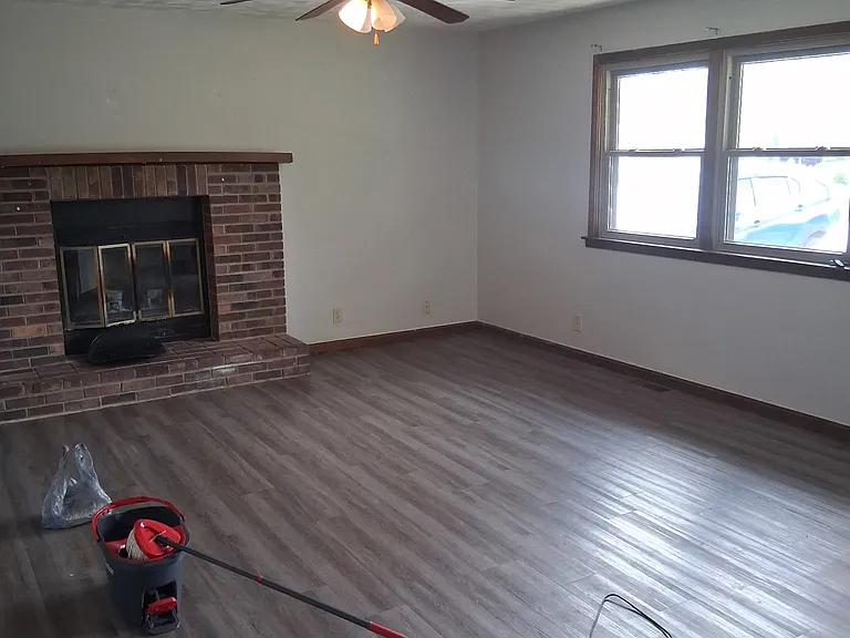 208-210 Conrey St #1 — Photo 9