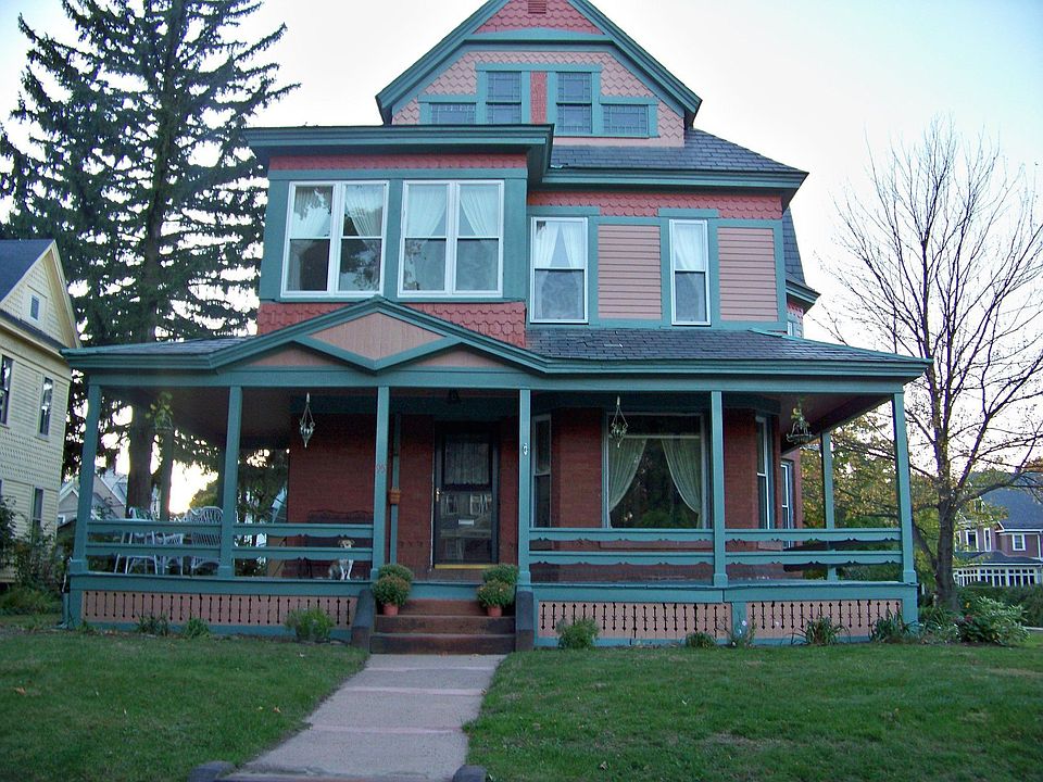95 Pearl St.