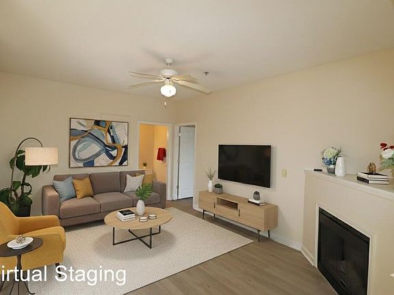 3rd image of 2520 Friedland Pl APT 202