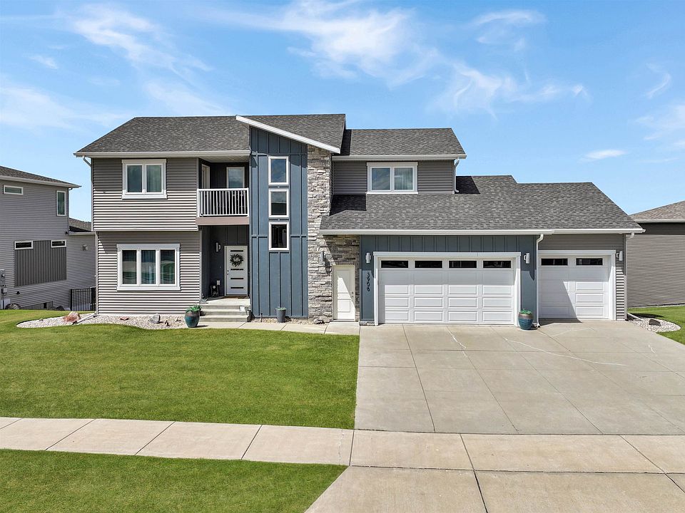 1st image of 3906 Lone Peak Dr
