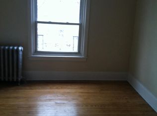1319 S Broad St APT 3F, Philadelphia, PA 19147