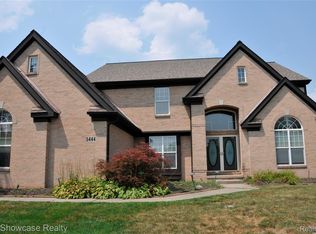 5444 Buell Dr, Commerce Township, MI