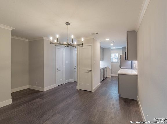 3rd image of 2718 Old Field Dr APT 504