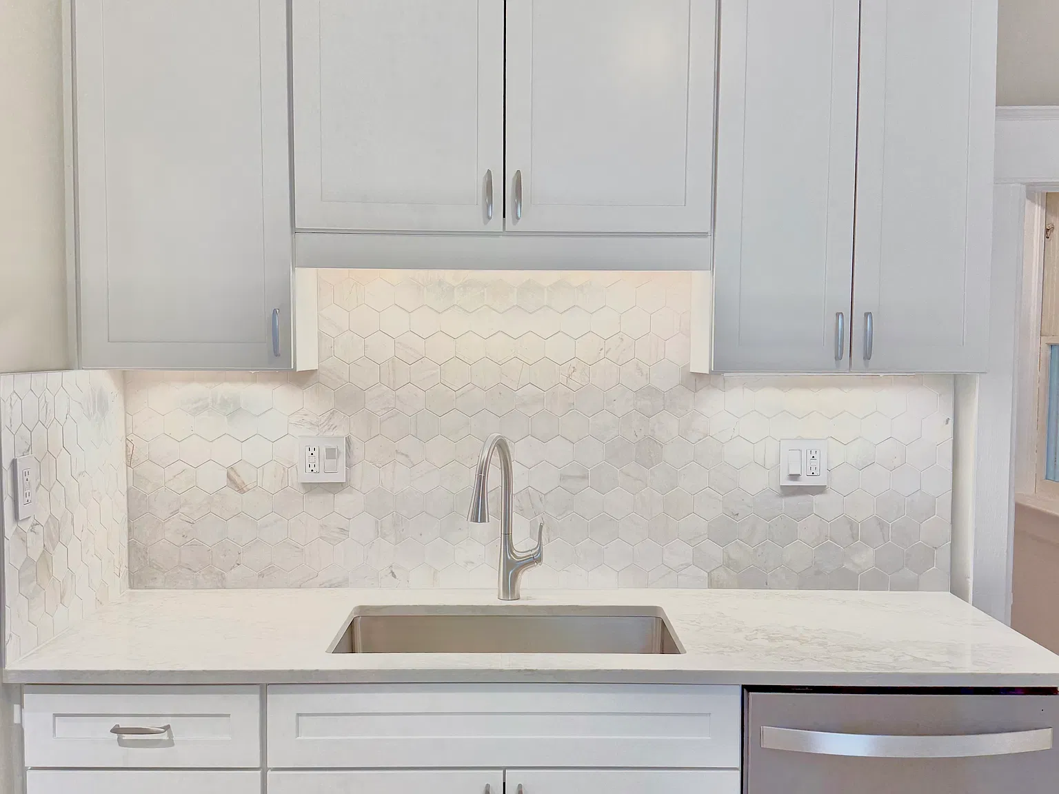 2 bed, 1100 sqft, $2,500 — Photo 1