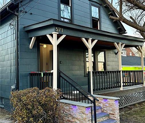 2nd image of 571 Winter St