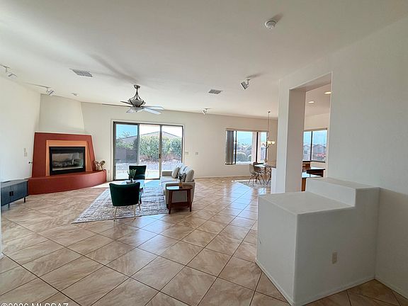 4th image of 564 N Feke Ct