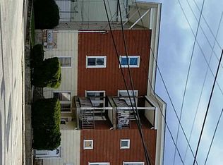 639 Elm St, Woonsocket, RI 02895