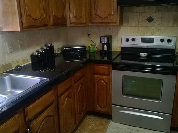 4th image of 3425 Briaroaks Dr