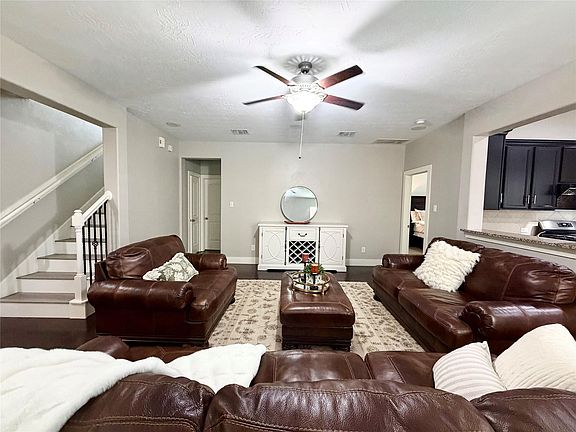 2nd image of 8121 E Pine Creek Bnd