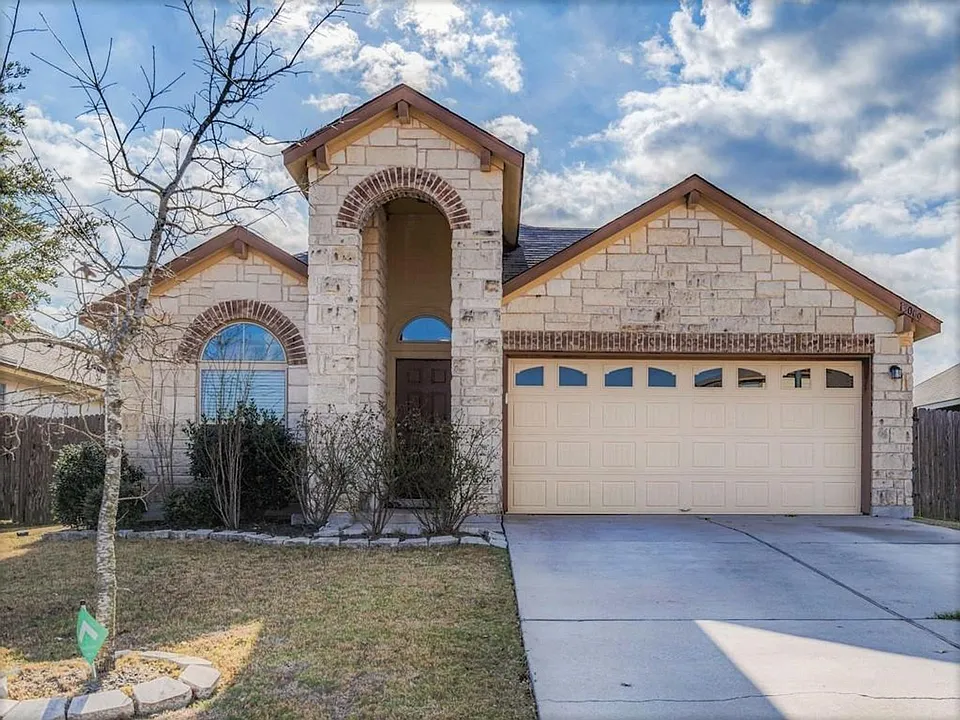 13009 Ring Dr