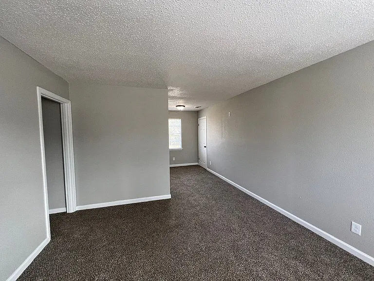 5082 Stacey Rd — Photo 6