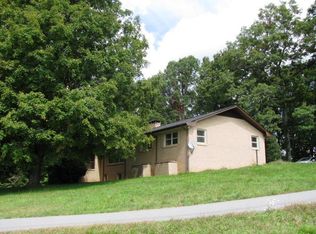 401 Cherry Hill Dr, Boone, NC 28607