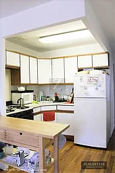 Rented by ZealEstate Group Inc