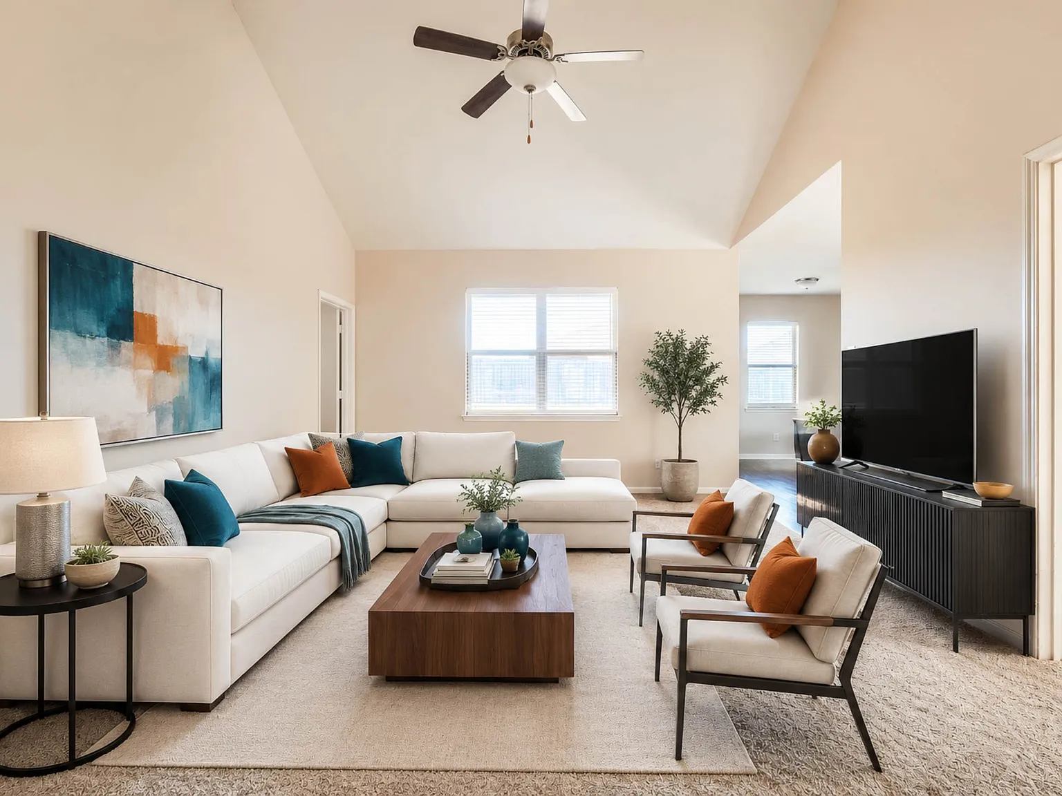 4 bed, 1658 sqft, $1,849 — Photo 2