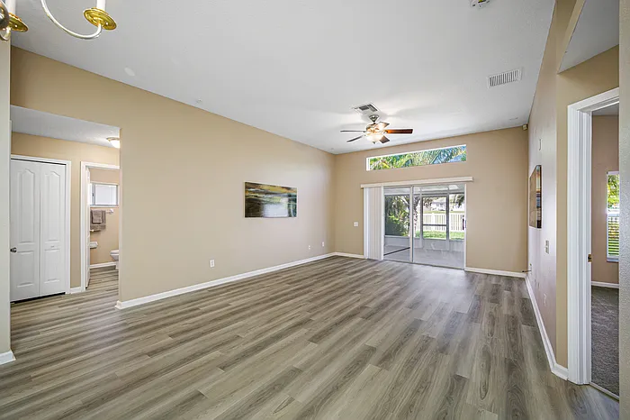 12915 Early Run Ln — Photo 6