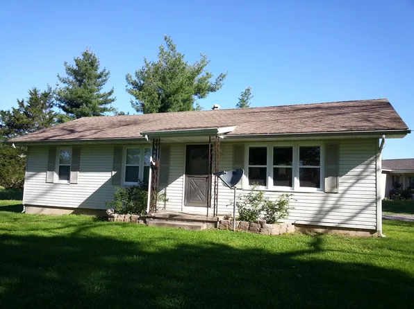 137 Goggin Ln, Cape Girardeau, MO 63701