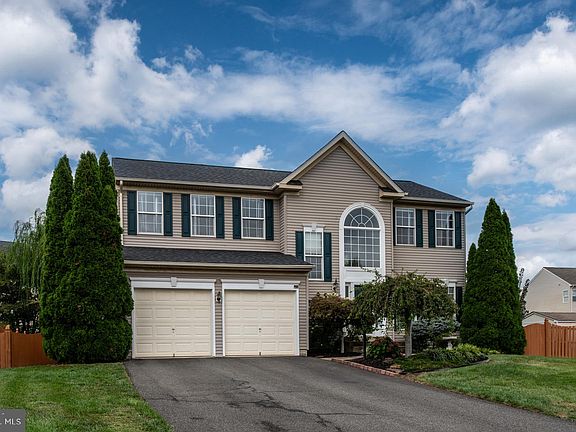 5th image of 8464 Lanier Overlook Ct