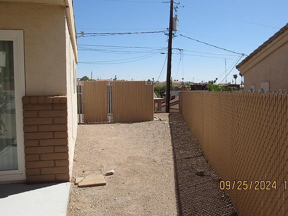 4th image of 3386 Iroquois Dr
