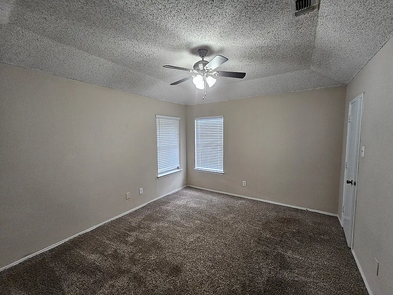 5 Canary Ct — Photo 25