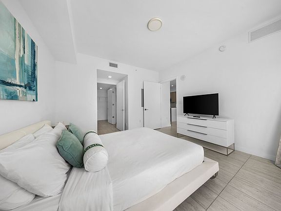5th image of 3900 Biscayne Blvd #Id1283067p