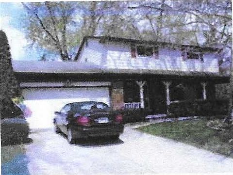 2nd image of 360 Depauw Ct