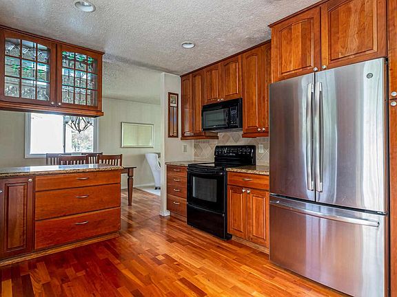 5th image of 5206 S Madelia St