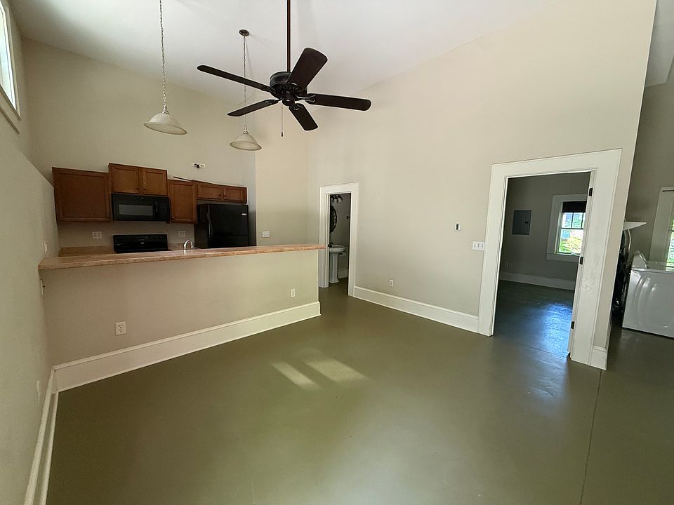 1st image of 285 Montford Ave