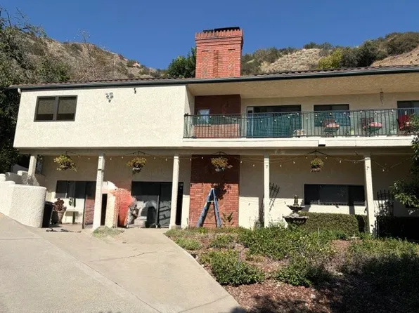 850 N Yucca Ridge Rd, Glendora, CA 91741