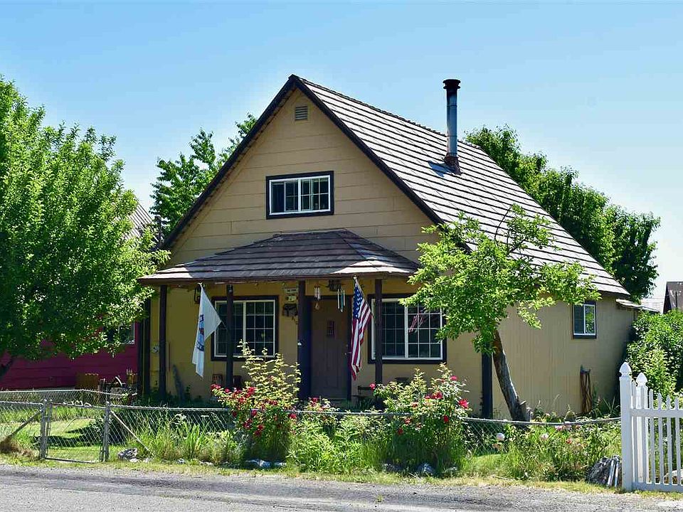 1st image of 816 Hennessy Way