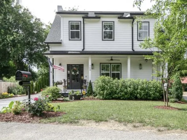 704 W End Cir, Franklin, TN 37064