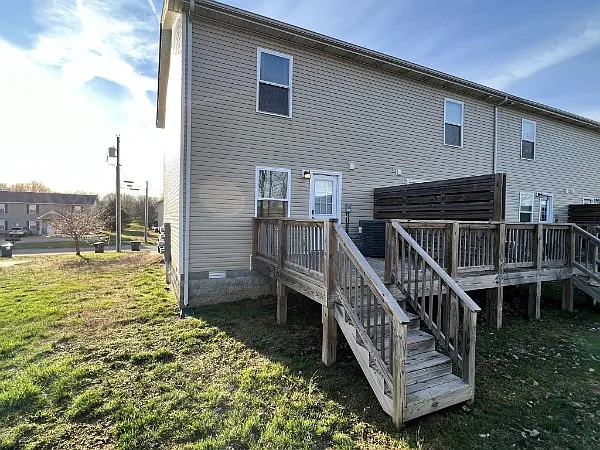 533 Patriot Park Ct #C — Photo 19
