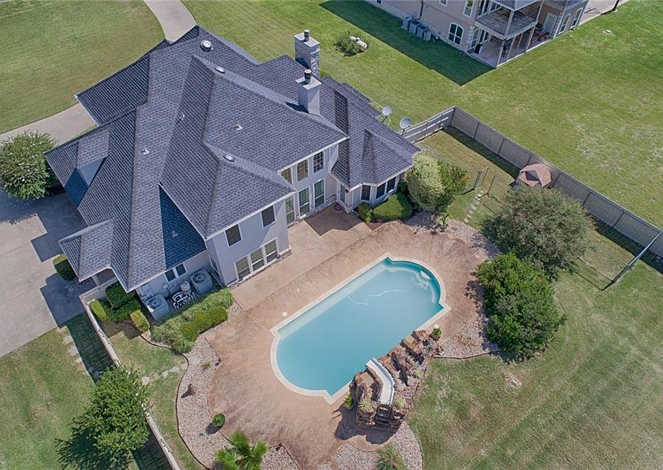 1st image of 8210 Glen Eagles Dr