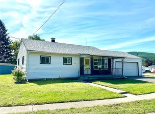 45 Riverside Cir, Corning, NY 14830