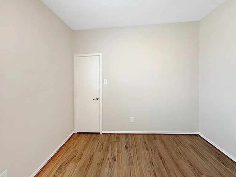 9716 Minton Dr — Photo 22