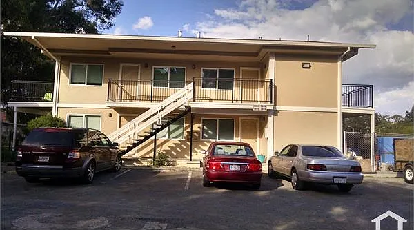 2 bed, 950 sqft, $2,200 — Photo 1