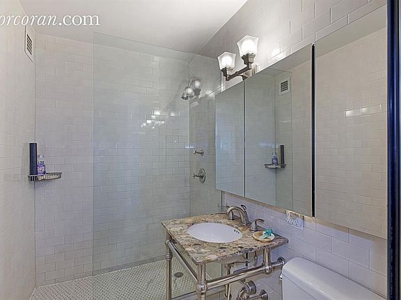 3rd image of 345 E 93rd St APT 31F