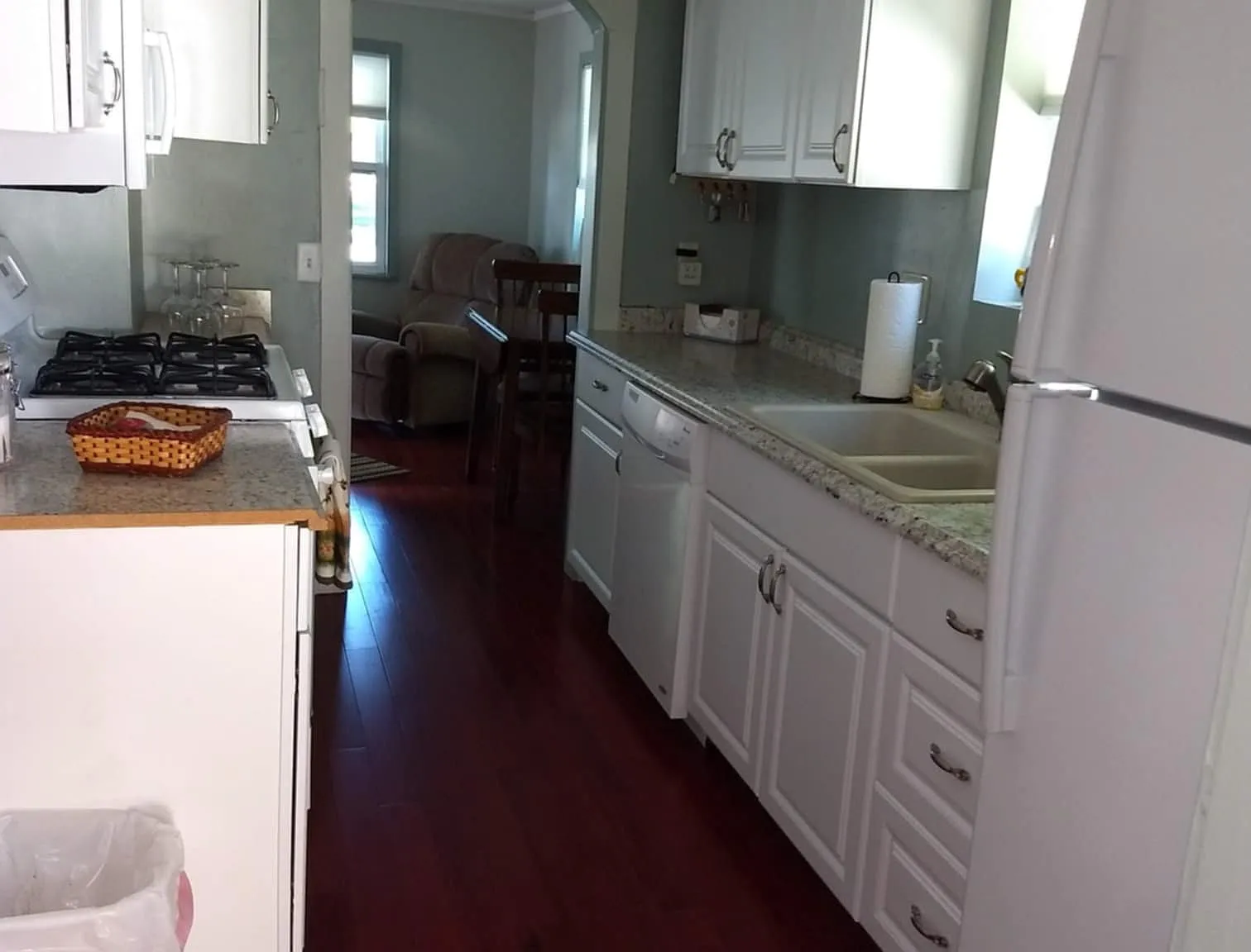 1 bed, 800 sqft, $1,800 — Photo 3