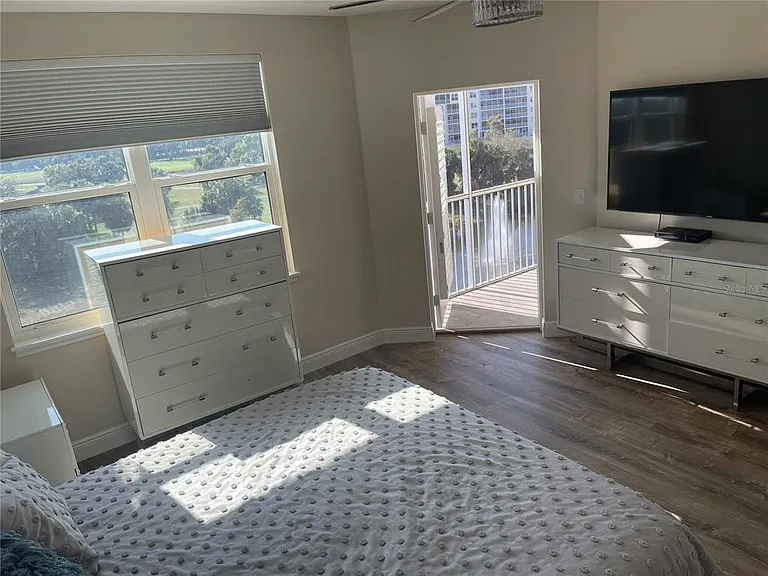 960 Starkey Rd #8402 — Photo 13