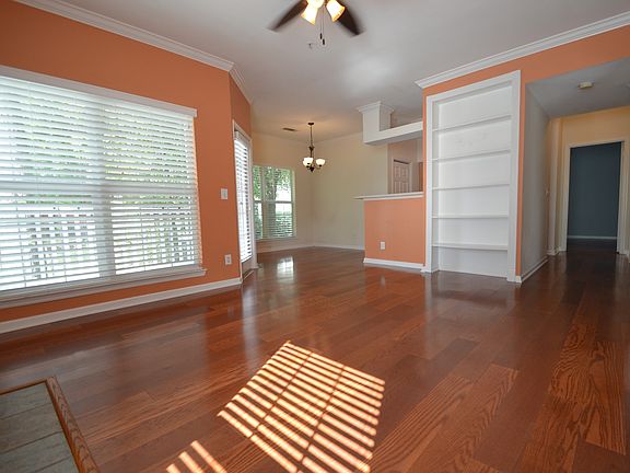 3rd image of 700 Daniel Ellis Dr APT 9108