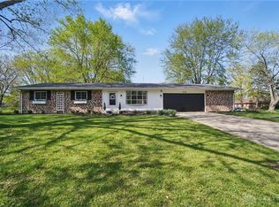 3594 Knollwood Dr, Dayton, OH 45432