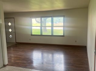 640 Academy Cir #1, Nevada, IA 50201