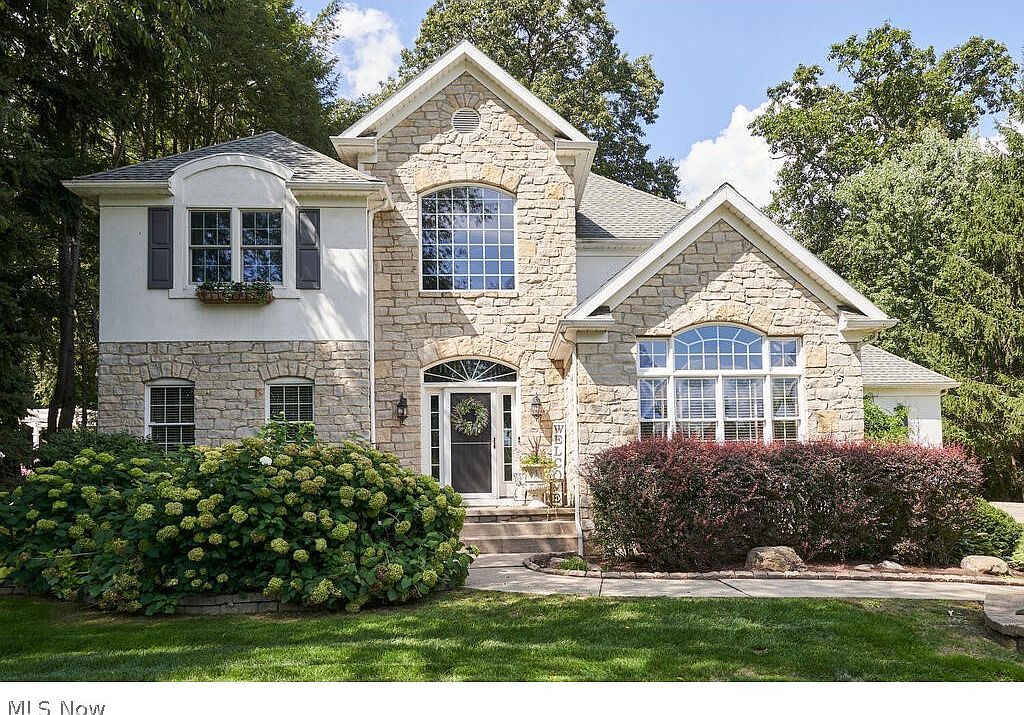 2515 Holgate Rd, Akron, OH 44313 Zillow