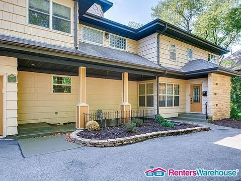 4th image of 5032 Normandale Ct