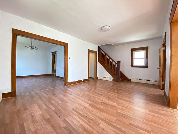 2nd image of 19 Burgher Ave