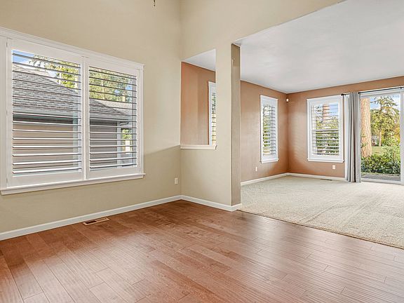 5th image of 4330 Abigail Dr NE