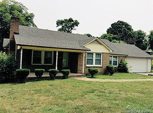 302 Huss St, Lincolnton, NC 28092