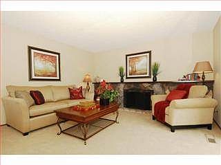 5th image of 802 Murphy Dr